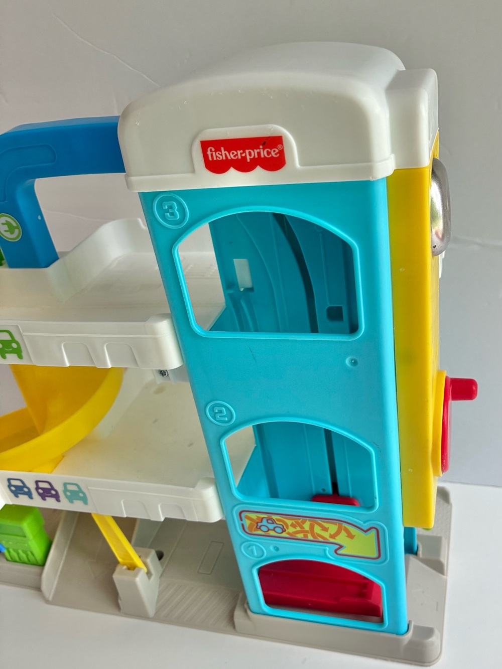 Fisher Price Little People Helpful Neighbors Garage Playset No Cars - Picture 3 of 9
